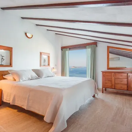 Luxury & Secluded Mediterranean W/ Infinity Pool Villa Kaş