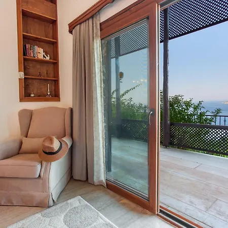 Villa Luxury & Secluded Mediterranean W/ Infinity Pool *